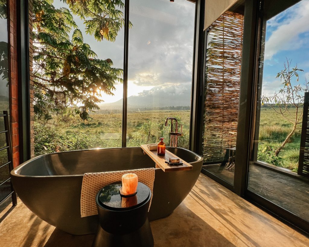 outdoor bath rwanda luxury hotel