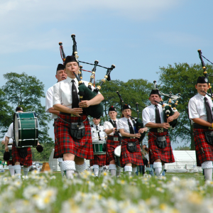 Scotland Highland Games bagpipe kilt men